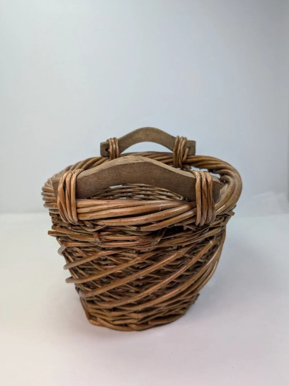 Vintage Small Woven Wicker Basket Wooden Handles Oval Gathering Harvest Storage